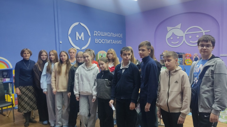 Учащиеся нашей школы приняли участие в профессиональных пробах "Воспитатель детского сада".