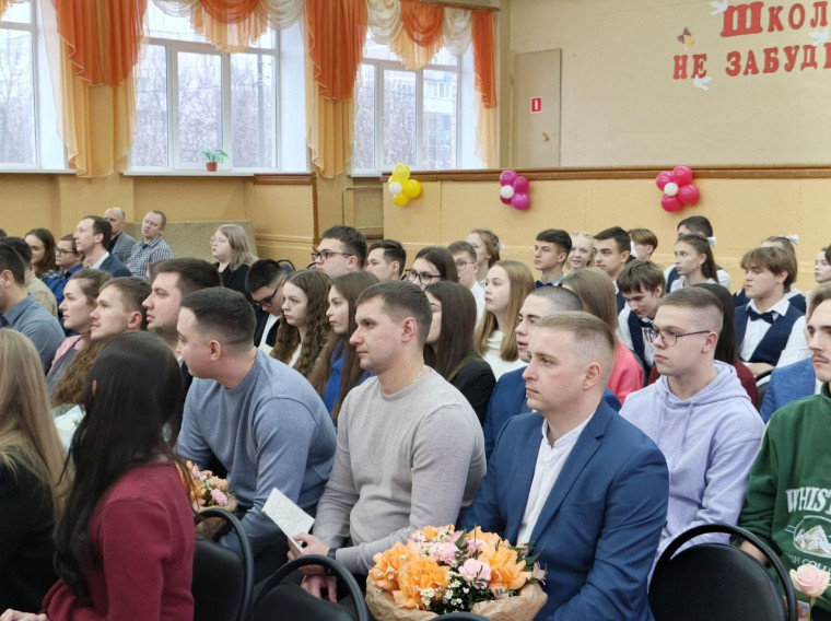 1 февраля в нашей школе прошел традиционный вечер встречи выпускников..