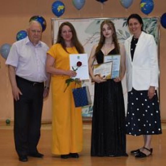 Чествование лучших выпускников года.